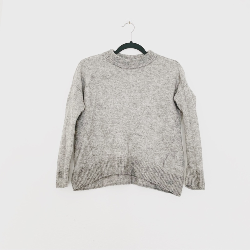 H&M Grey Crewneck Sweater